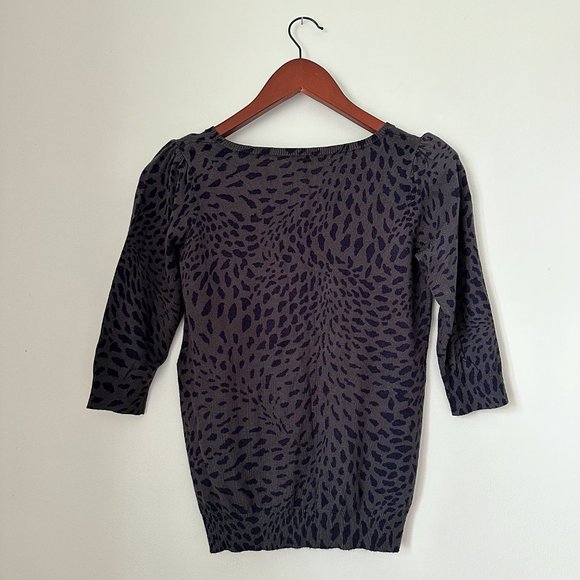 Kookai Paris | Leopard 3/4 Puff Sleeve Knit Top with Shoulder Pads - Picture 4 of 9